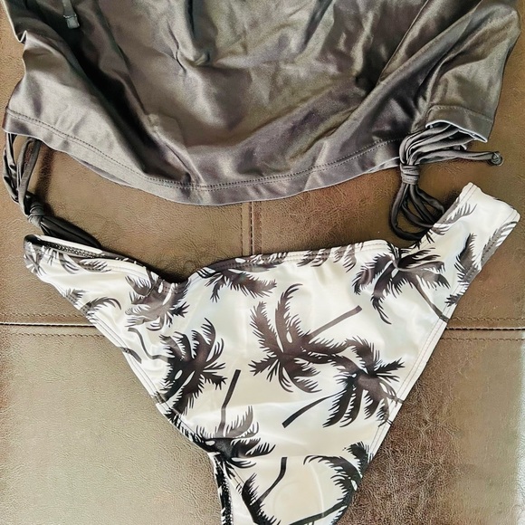 NWT Women’s Size XXL 2-Piece Black and White Palm Tree Print Halter Bikini - Picture 5 of 16